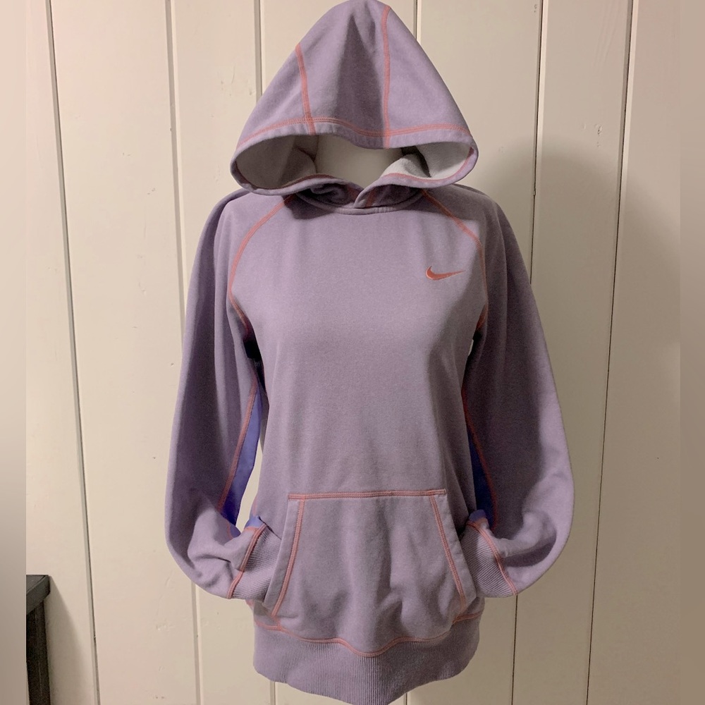Nike Therma Fit Purple Women’s Athletic Pullover Hoodie Size M Medium